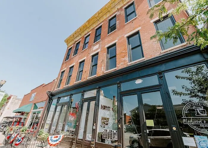 East Main Lofts - Boho 203